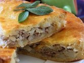 Closed Meat Pie